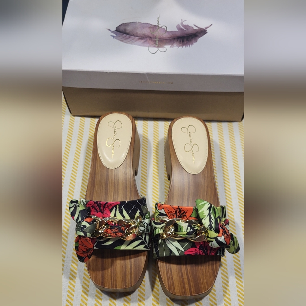 New 8.5 Jessica Simpson Jungle Wood Wedge Sandals